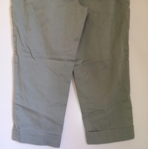 Rafaella green cropped cargo women's size 10 - Picture 8 of 8